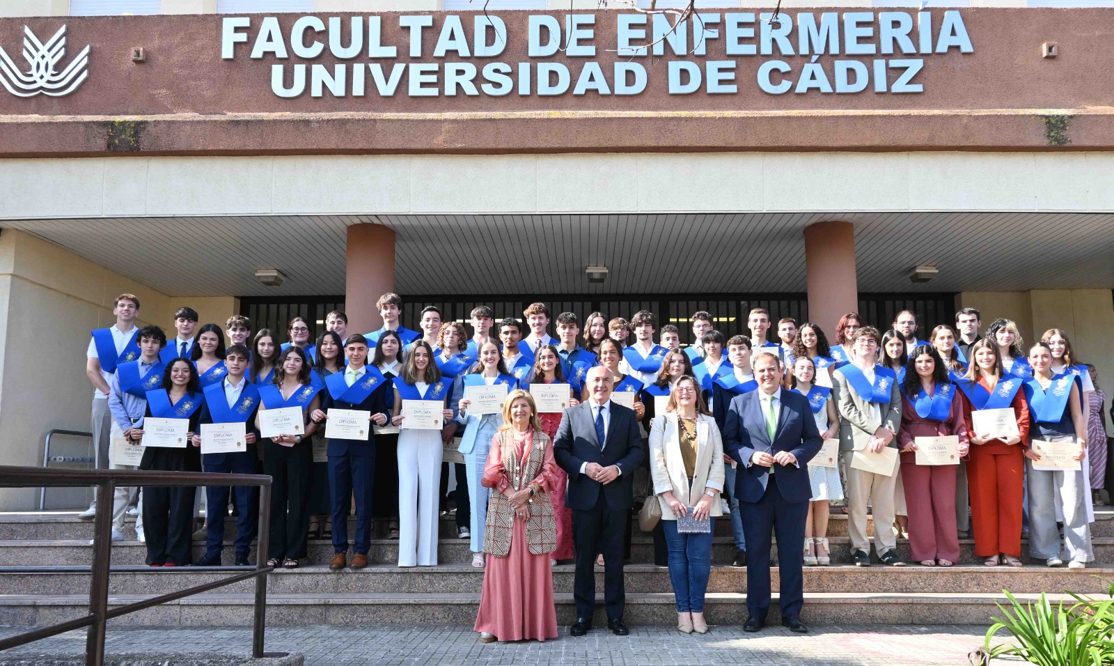 El Ayuntamiento reconoce la excelencia académica a los alumnos que han terminado Bachillerato con Matrícula de Honor